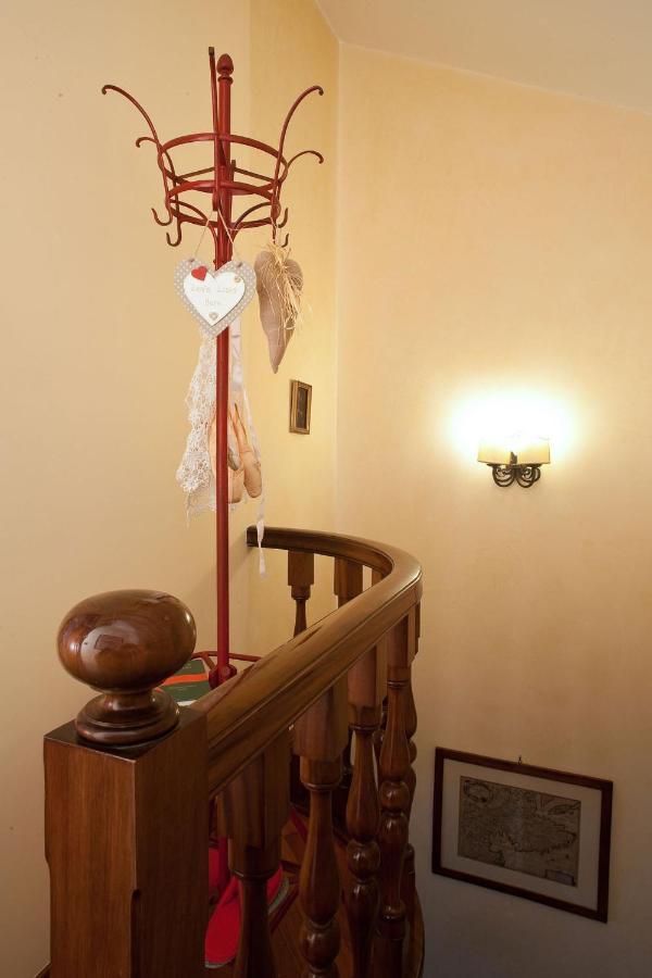 La Mansarda Delle Meraviglie B&B Superior ตรีเอสเต ภายนอก รูปภาพ