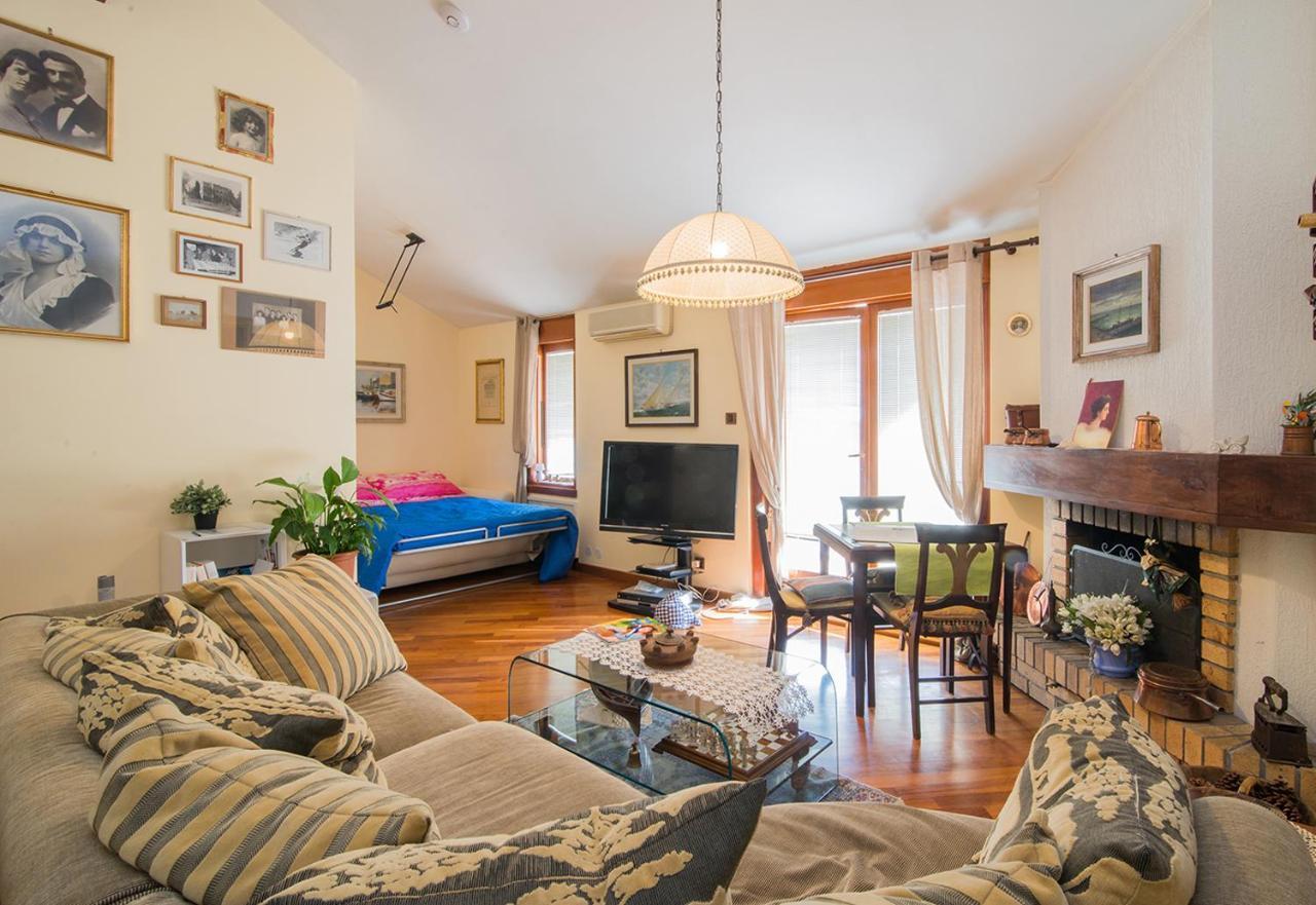 La Mansarda Delle Meraviglie B&B Superior ตรีเอสเต ภายนอก รูปภาพ