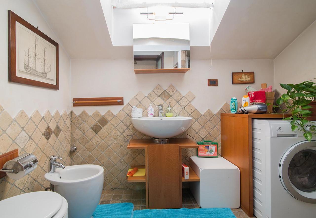 La Mansarda Delle Meraviglie B&B Superior ตรีเอสเต ภายนอก รูปภาพ